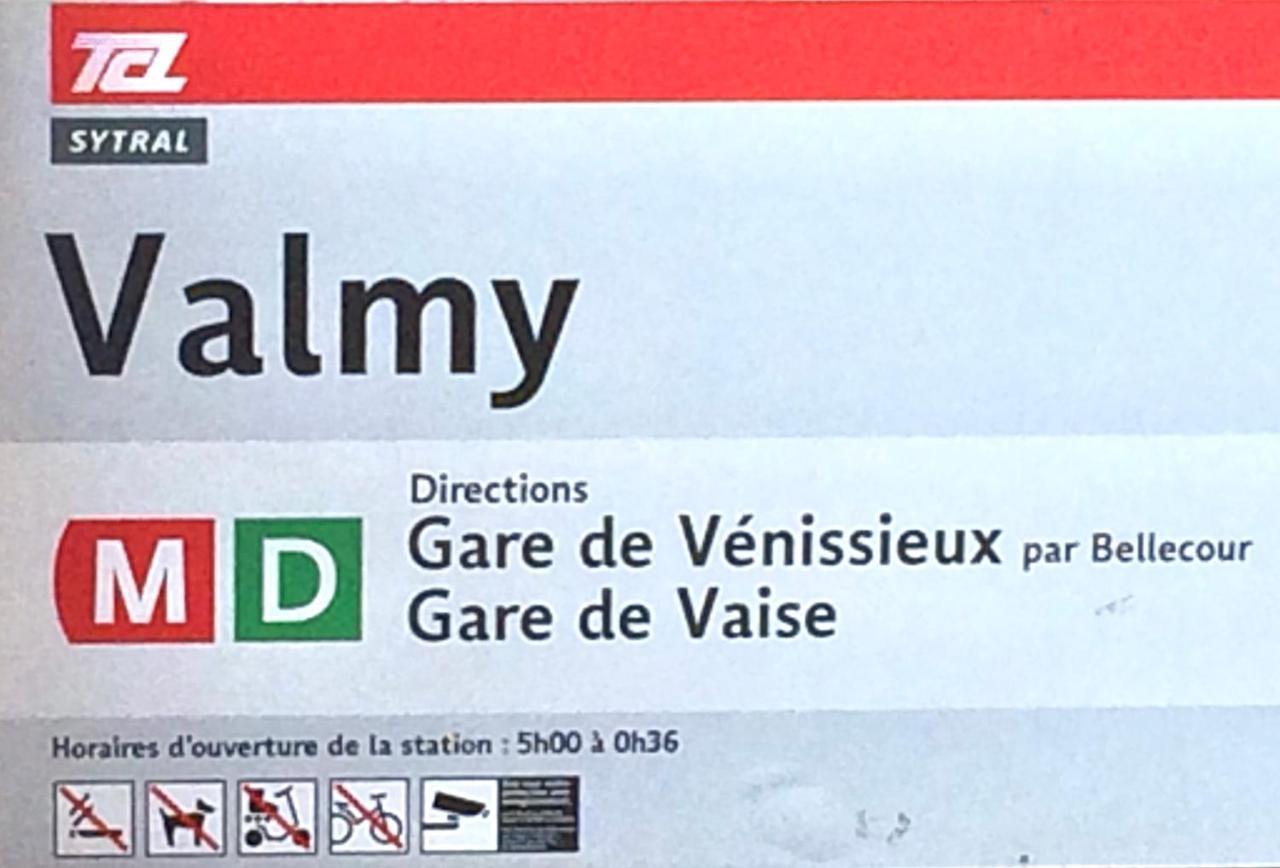 Le 9Eme- Metro Valmy-Homalyon公寓 外观 照片